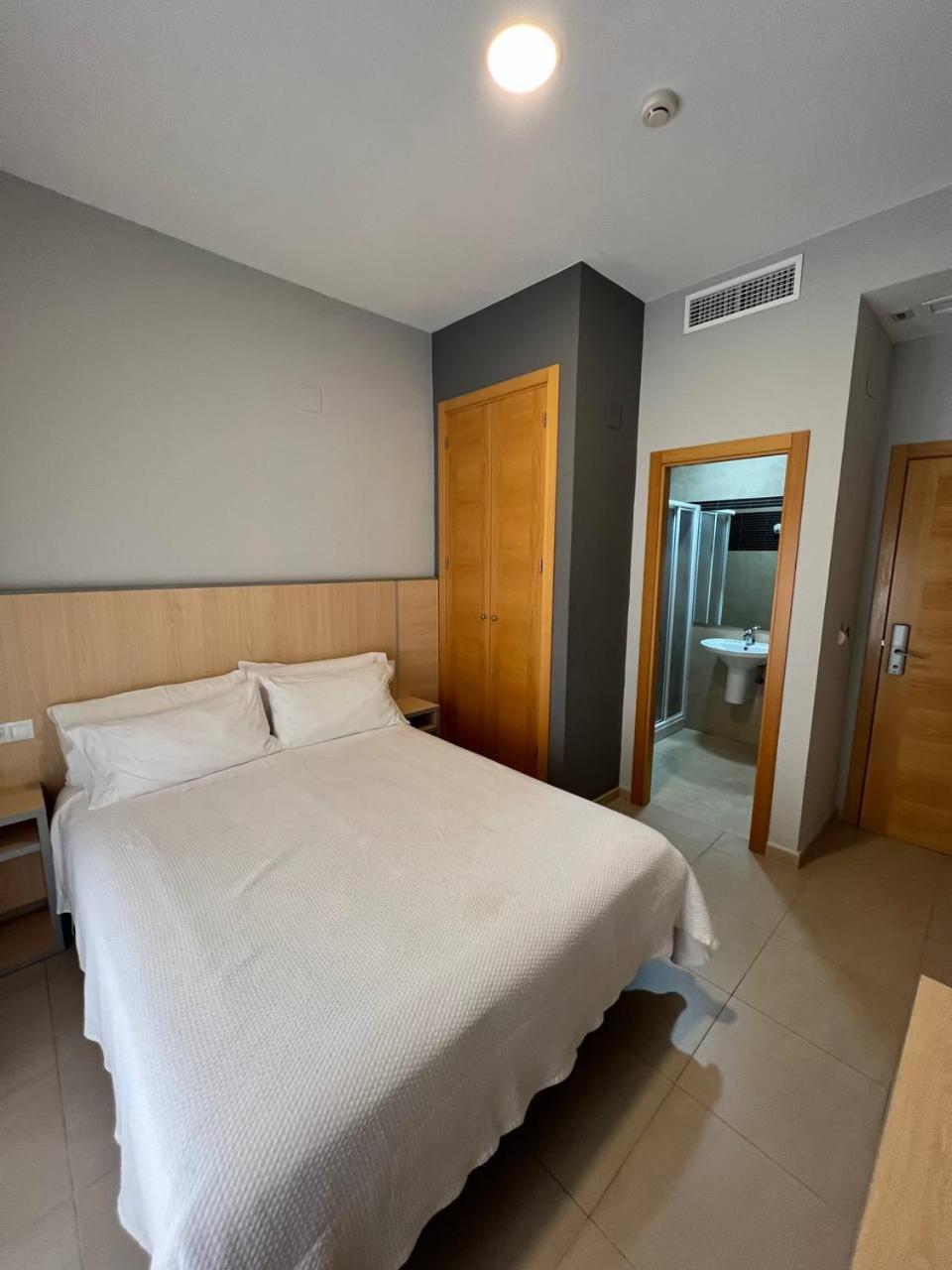Hostal Manuela Punta Umbria Ngoại thất bức ảnh