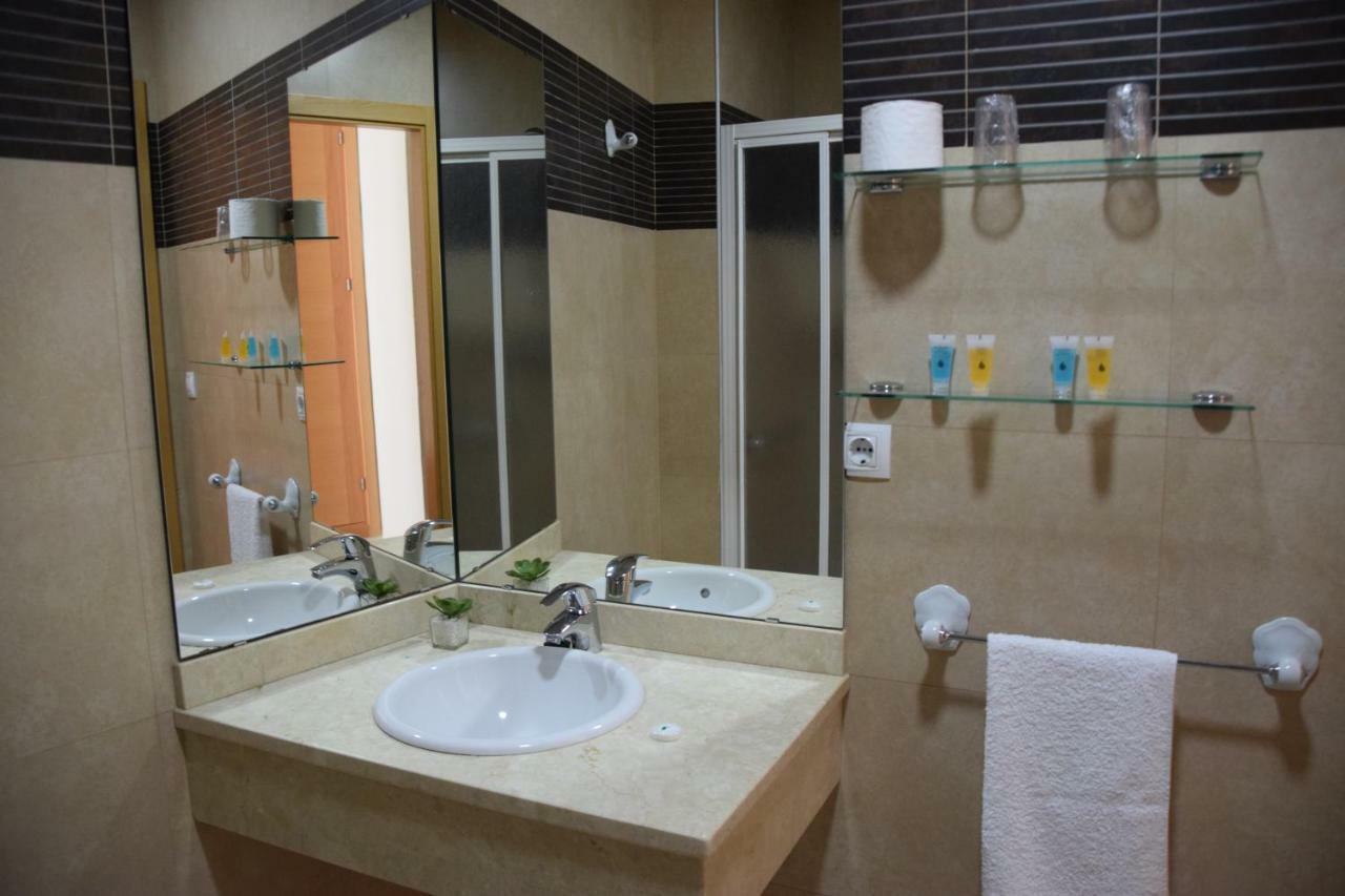Hostal Manuela Punta Umbria Ngoại thất bức ảnh